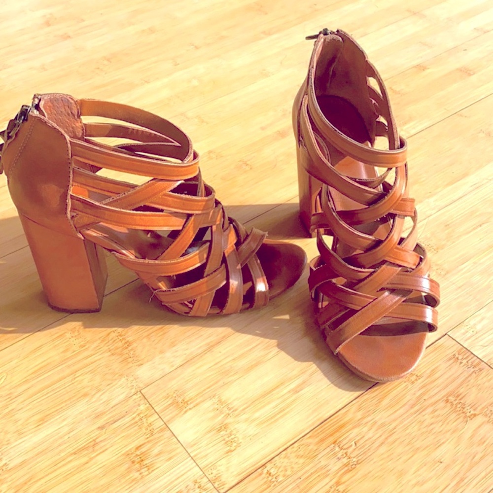 Ash Brown Leather Sandals